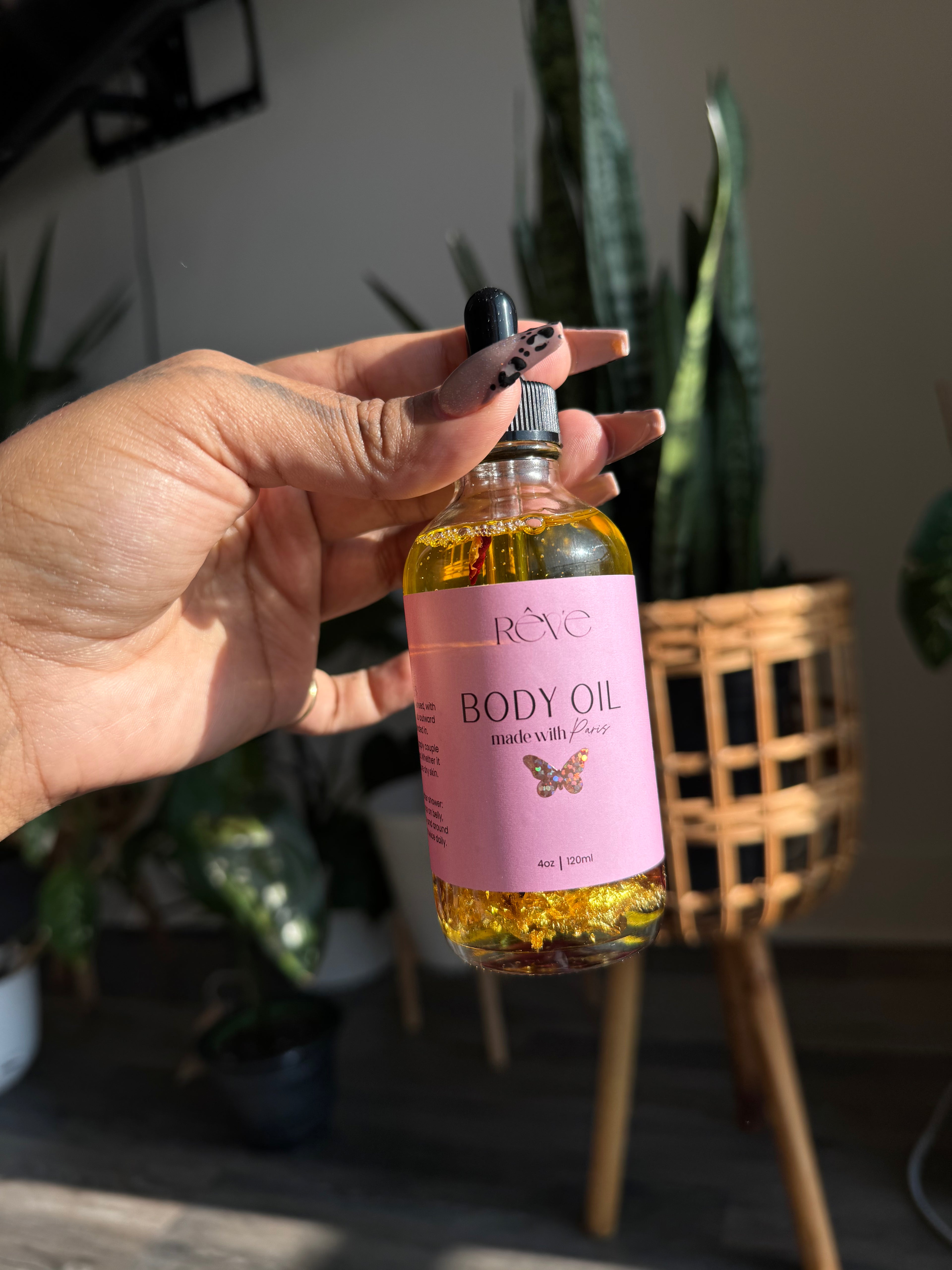 4 oz. Body Oil, Roses & Gold Flakes