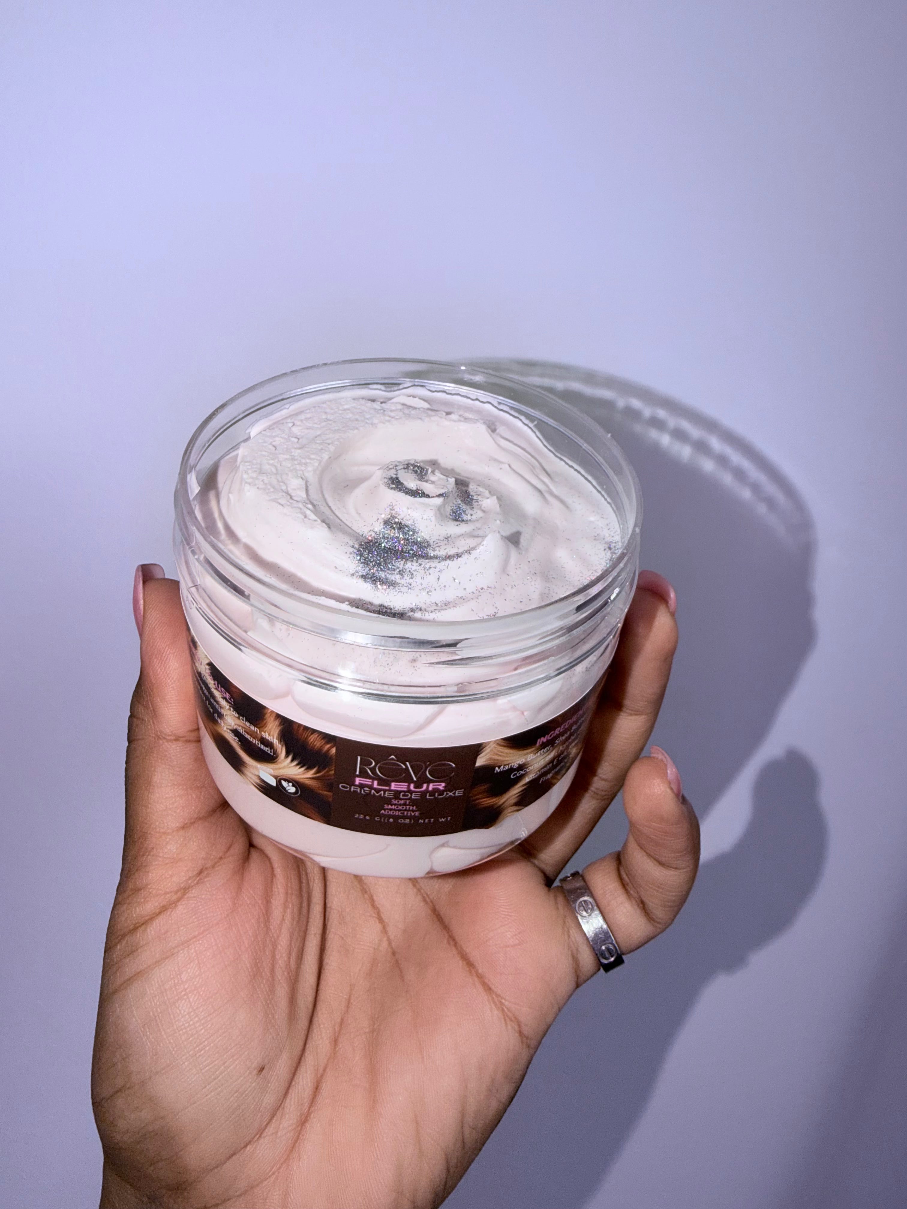 NO SHIMMER 
FLÊUR Crème De Luxe - Body Butter