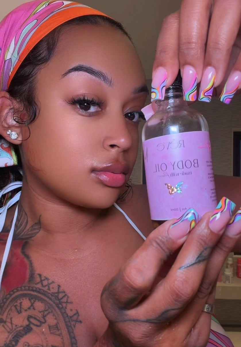 4 0z. Body Oil & Roses